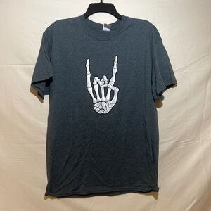 Skeleton Rock Tee shirt